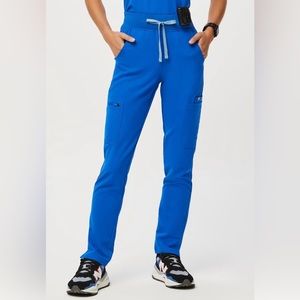 Figs women’s high waisted Yola skinny scrub pants